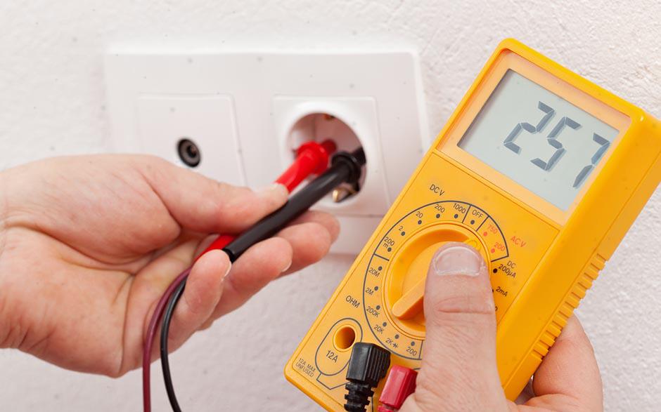 tarif électricien Paris 12